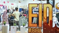 Pusat_Perbelanjaan_Mataram_Ramai_Jelang_Lebaran_Belanja_Apa_Saja