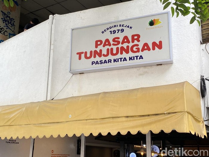10 Kuliner Kekinian Pasar Tunjungan: Wajib Coba! Nikmatnya Juara