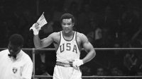 6_Duel_Tinju_George_Foreman_Legenda_KO_vs_Raksasa_Ring