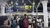 75483_Pemudik_Banjiri_Surabaya_Libur_Lebaran_Ramaikan_Kota_Pahlawan
