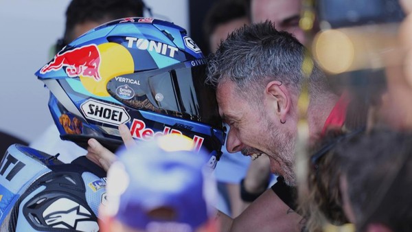 Alex Marquez: Juara MotoGP Spanyol 2025, Hadiah Spesial Ulang Tahun