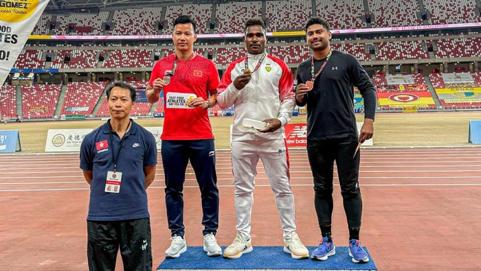 Atlet Papua Raih Emas Singapore Open 2025: Prestasi Membanggakan!