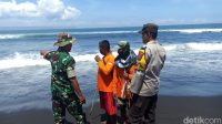 Ayah_Pahlawan_Tewas_Selamatkan_Anak_di_Pantai_Paseban_Tragis