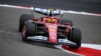 Hamilton_Debut_Ferrari_SF-25_Tes_F1_2025_Mengguncang_Dunia