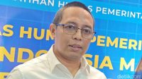 Hasan_Nasbi_Bantahan_Resmi_Tetap_Pimpin_PCO_Kerja_Seperti_Biasa