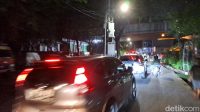 Jalan_Yos_Sudarso_Macet_Total_Temukan_Jalur_Alternatif_ke_Pelabuhan_Priok