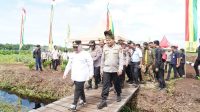 Kapolda_Riau_Tanam_Pohon_Bengkalis_Antisipasi_Kemarau_Ekstrim