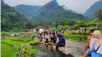 Liburan_Murah_Meriah_Jelajahi_Pesona_Wisata_Air_Kali_Kesek_Rekomendasi_Sri_Mulyani