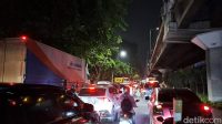 Macet_Priok_Horor_Semalam_Kemacetan_Aneh_Mengular_Sampai_Mana