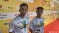 Mantan_Legenda_Sabar_Karyaman_Koh_Hendra_Latih_Tim_Kami