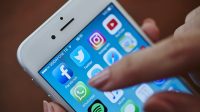 Meta_Terguncang_Instagram_WhatsApp_Diambang_Ancaman_Besar