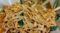 Mie_Ayam_Kertas_Nasi_Kontroversi_Rasa__Higienis_Bikin_Heboh
