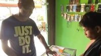 Penggerebekan_Konter_HP_Cileungsi_Bongkar_Jaringan_Obat_Keras