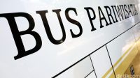 Preman_Palak_Sopir_Bus_Pariwisata_Tertangkap_Basah_Polisi