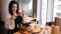 Rahasia_Ulasan_Makanan_Profesional_Tips_dari_3_Ahli_Kuliner