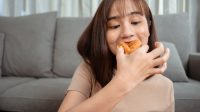 Rahasia_di_Balik_Kecanduan_Manis_Kenapa_Kita_Tetap_Ingin_Makan_Manis_Meski_Kenyang