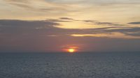 Saksikan_Sunset_Magis_Selat_Malaka_Petualangan_Kapal_Pesiar_Eksklusif