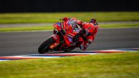 Sensasi_MotoGP_Argentina_2025_Marquez_Raih_Kemenangan_Dramatis