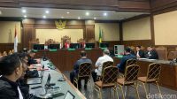 Sidang_Tuntutan_Ronald_Tannur_Ditunda_Hakim_Surabaya_Putuskan_22_April