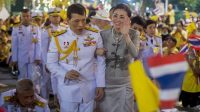 Skandal_Thailand_Dosen_AS_Ditangkap_Hina_Raja_Lese_Majeste_Mengintai