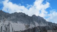 Taklukkan_7_Puncak_Tertinggi_Indonesia_Petualangan_Seven_Summits_Menanti