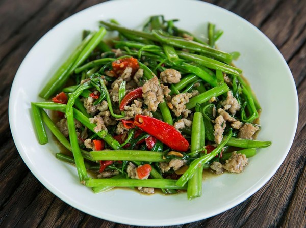 Tumis Kangkung Ayam Cincang: Resep Bekal Praktis & Lezat