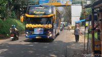 Viral_Bus_Telolet_Ditindak_Tegas_di_Floating_Market_Lembang