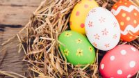 Warna_Telur_Paskah_Alami_5_Trik_Cantik_Pakai_Bahan_Dapur
