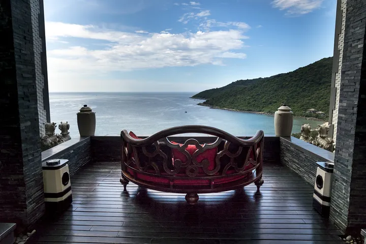 10 Hotel Romantis di Indonesia: Makan Malam & Kencan Sempurna