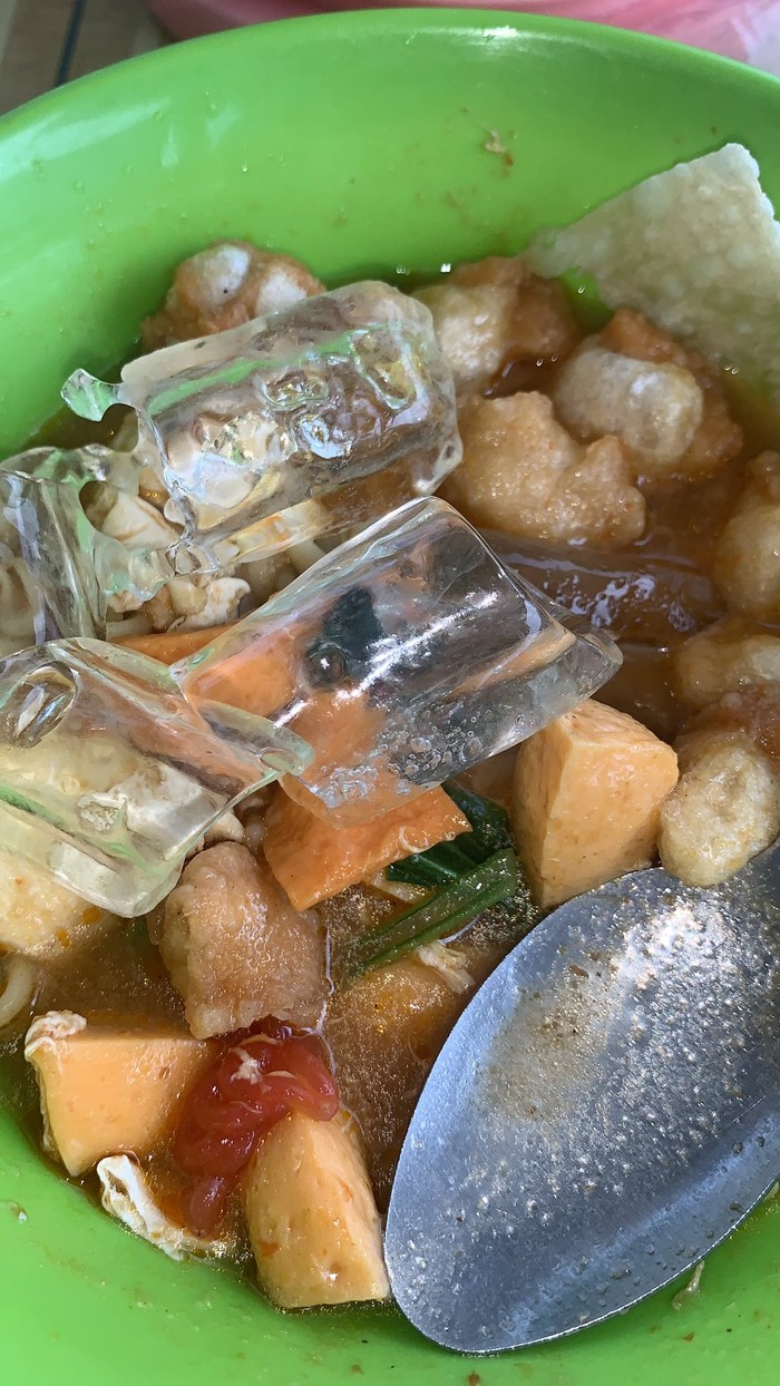 10 Kombinasi Makanan Unik Indonesia: Dari Matcha hingga Semangka