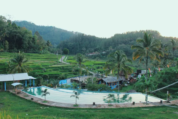 5 Surga Tersembunyi Brebes: Destinasi Hits & Relaksasi
