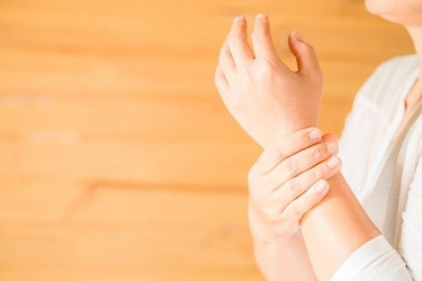 Atasi Overuse Syndrome: Penyebab, Gejala, & Pengobatan Efektif