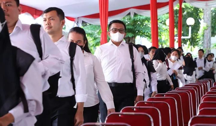 CPNS 2025 Tertunda? DPR RI Bantah Jadi Penyebabnya