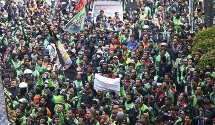 Demo Ojol Jakarta: DPR Cari Solusi Potongan Aplikasi