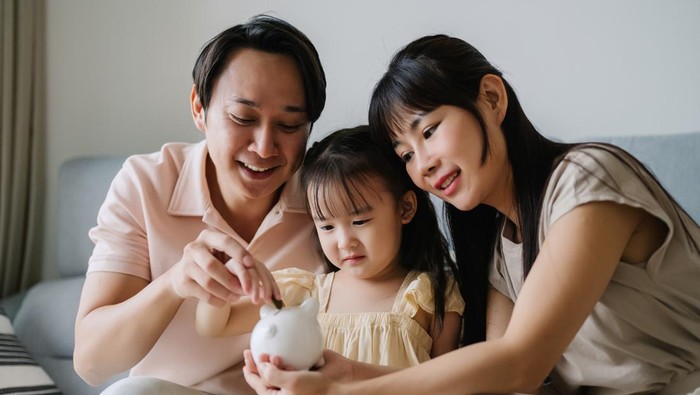 Gentle Parenting vs VOC: Metode Asuh Anak Mana yang Terbaik?