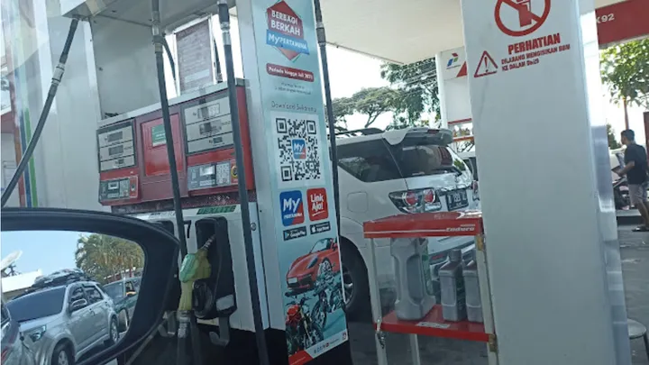 Harga BBM Turun! Cek Perbandingan Pertamina, Shell, BP AKR