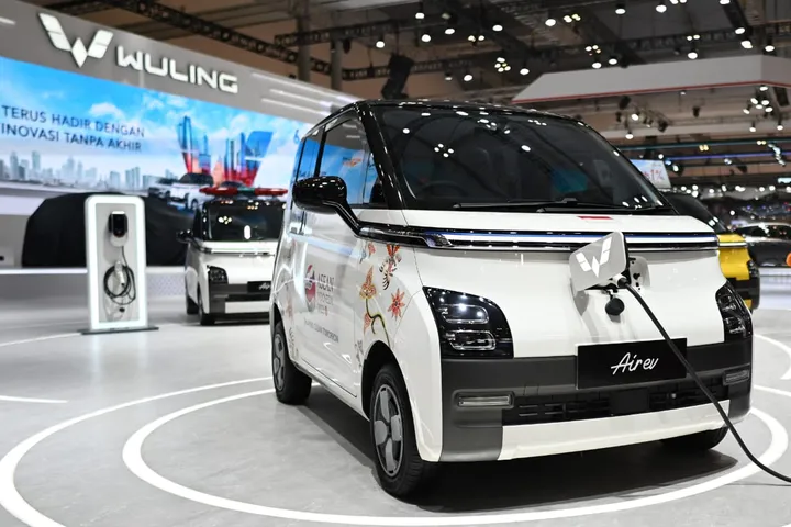 Harga Mobil Listrik Bekas Anjlok Tajam: Ini Penyebabnya!