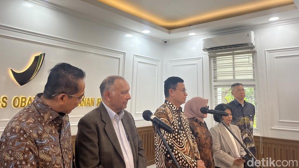 Indonesia Produksi Vaksin TBC 'Bill Gates'? Bio Farma Ungkap Kemungkinannya