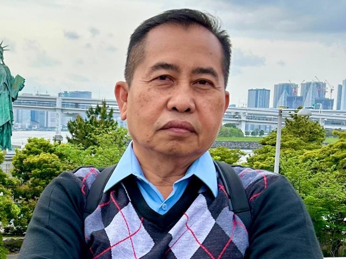 Kuasai Kekuasaan: Landasan Moral Pendidikan, Kewenangan & Kekuatan