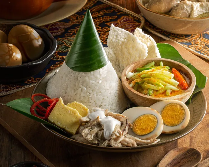 Kuliner Tradisional Solo: Tetap Eksis di Era Viral Sekarang