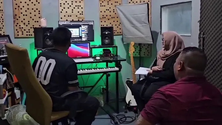 Lagu Baru Rayakan Ultah Prabowo: Danantara & Koperasi Merah Putih
