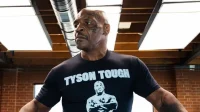 Mike Tyson Gangguan Lambung, Persiapan Duel Jake Paul Terganggu