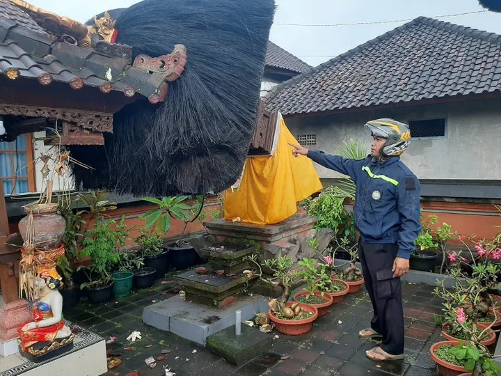 Misteri Pelinggih Mobil Bali: Kisah Mistis Desa Terpencil
