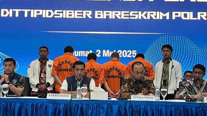 Polisi Buru Tiga DPO Bos Judi Online H55 Hiwin