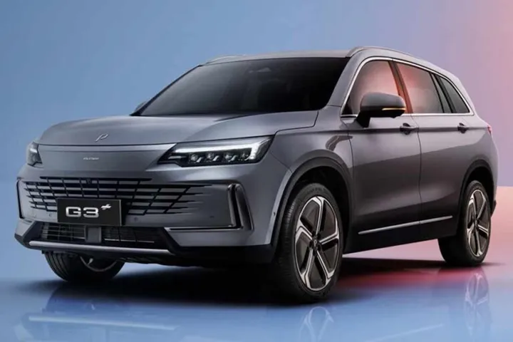 Polytron G3 vs Wuling Air ev: Mobil Listrik Indonesia Terbaik?