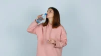 Rahasia Minum Air Putih: Cegah Gagal Ginjal, Bisnis Sehat