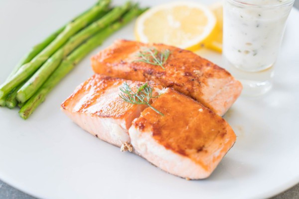 Rahasia Salmon Panggang Sempurna: Kulit Crispy, 5 Tips Mudah