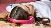 Raih Cuan: Tidur, Gaming, Scroll HP Jadi Pekerjaan
