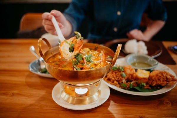 Rasakan Sensasi Thailand: Tom Yum & Boat Noodle Menggoda Selera