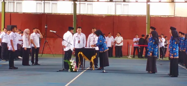 Ratusan PNS & PPPK Majalengka Dilantik Bupati Eman 2024